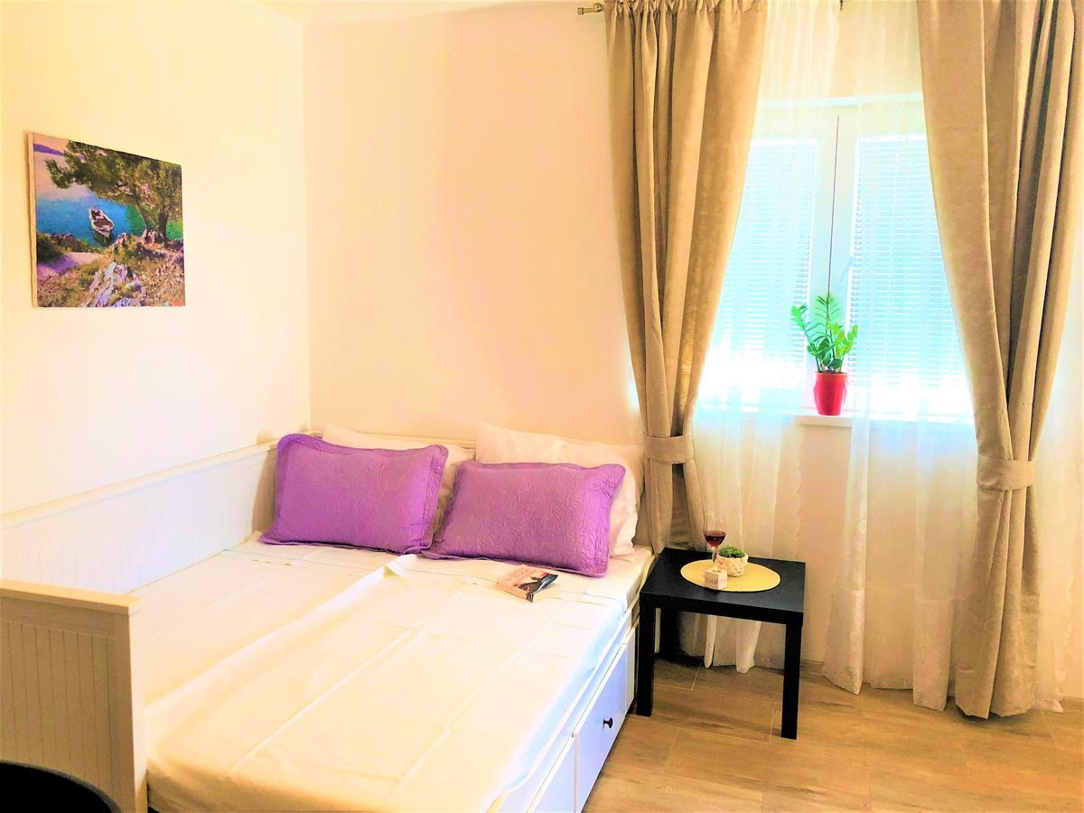 Apartments Village Lozovac Buitenkant foto